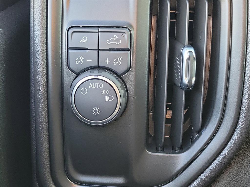 used 2025 Chevrolet Silverado 1500 car, priced at $36,999