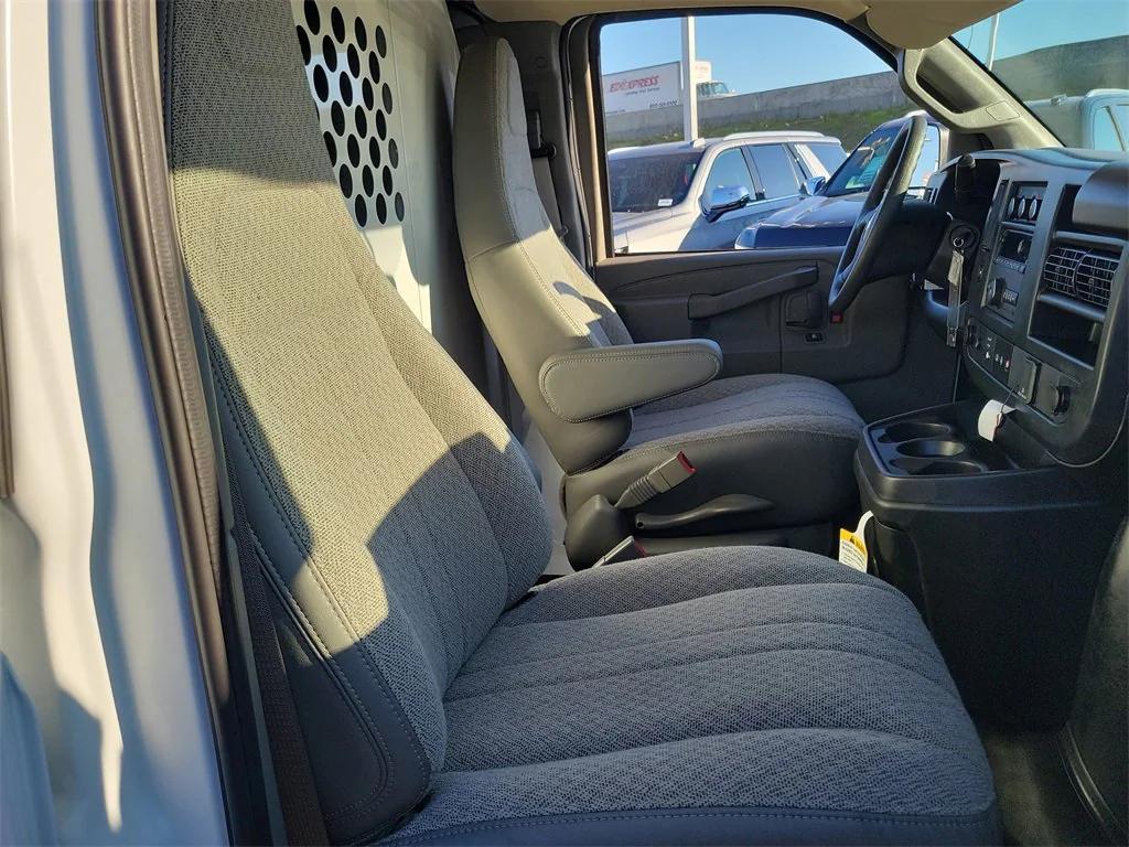 new 2025 Chevrolet Express 2500 car, priced at $47,999
