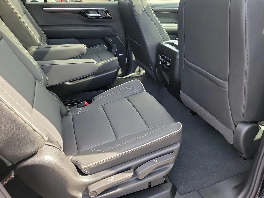 new 2026 Chevrolet Suburban car, priced at $83,585