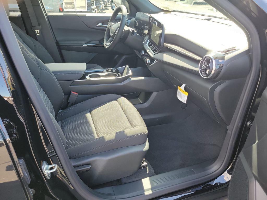 new 2026 Chevrolet Equinox car, priced at $31,740
