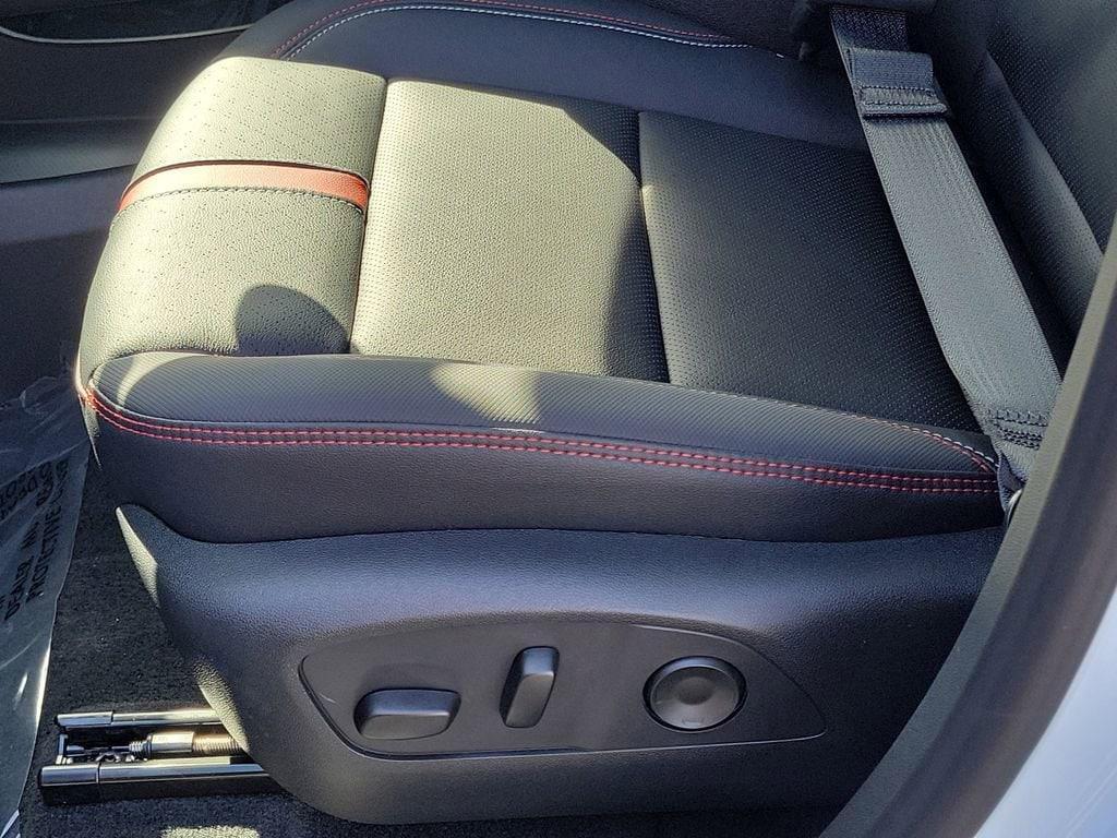 new 2026 Chevrolet Traverse car, priced at $59,890