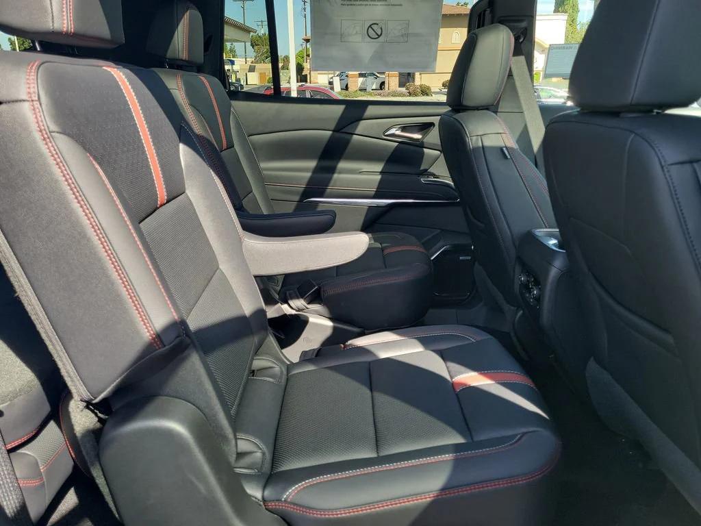 new 2026 Chevrolet Traverse car, priced at $59,890