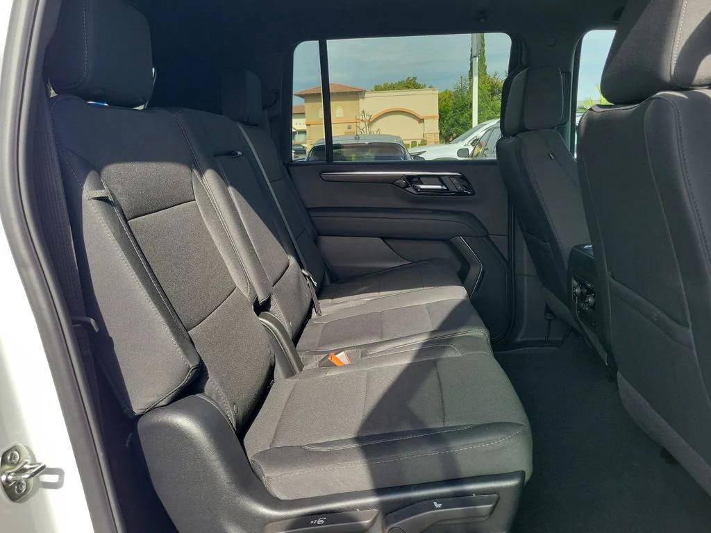 new 2026 Chevrolet Suburban car, priced at $66,620