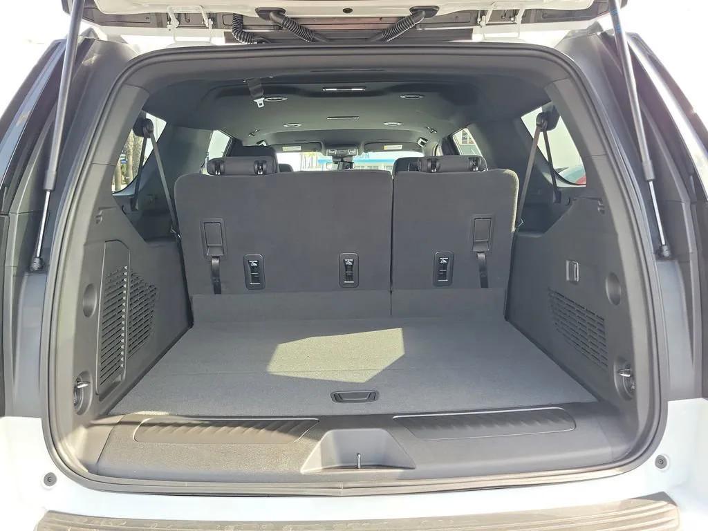 new 2026 Chevrolet Suburban car, priced at $66,620