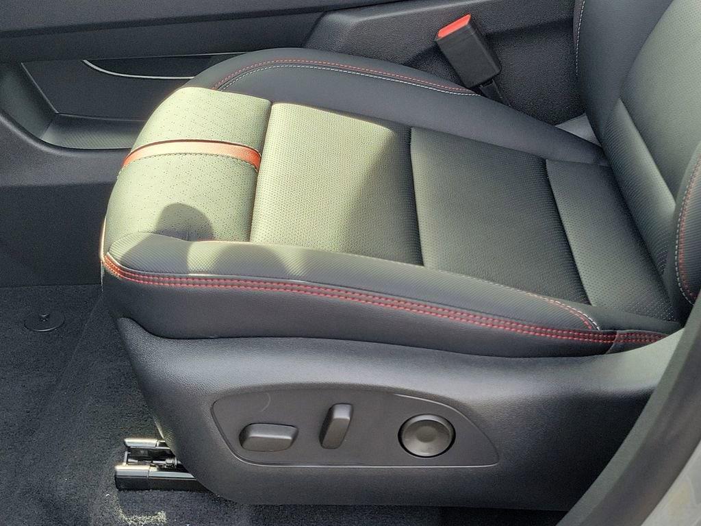 new 2026 Chevrolet Traverse car, priced at $60,539