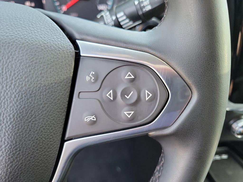 used 2023 Chevrolet Traverse car, priced at $28,995