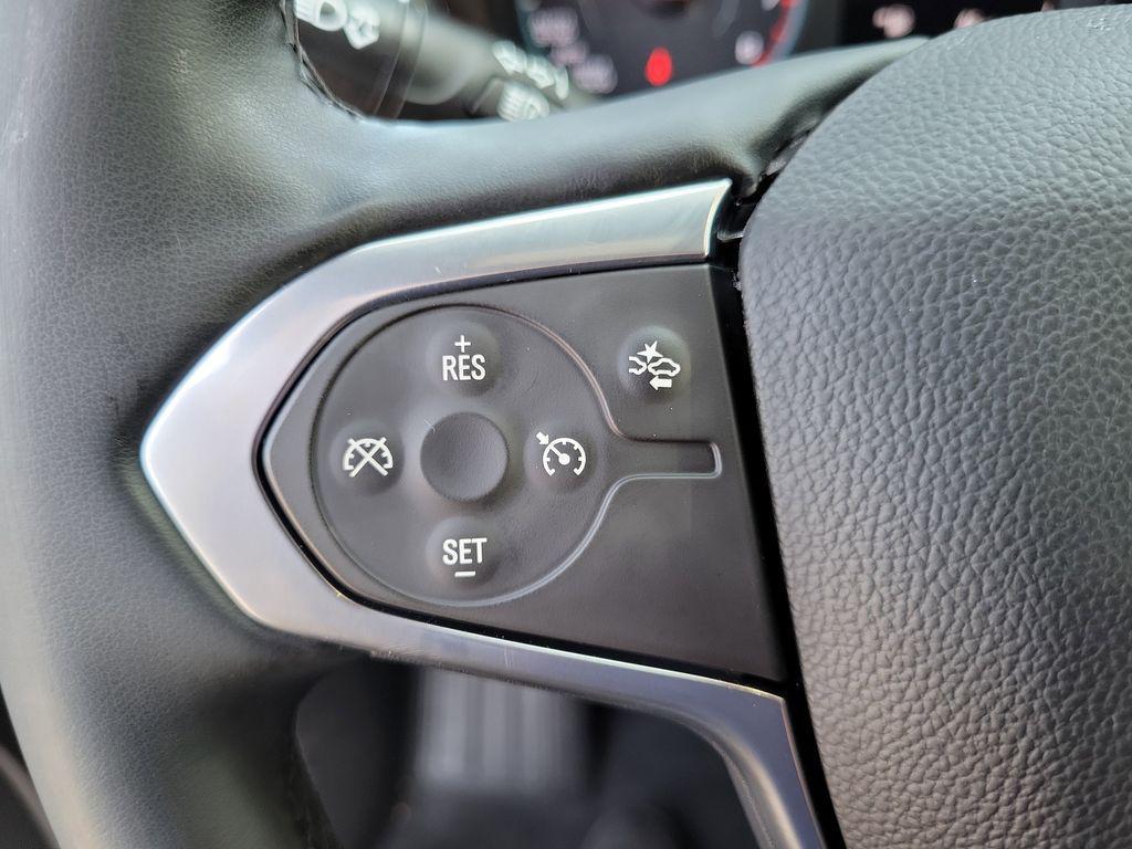 used 2023 Chevrolet Traverse car, priced at $28,995