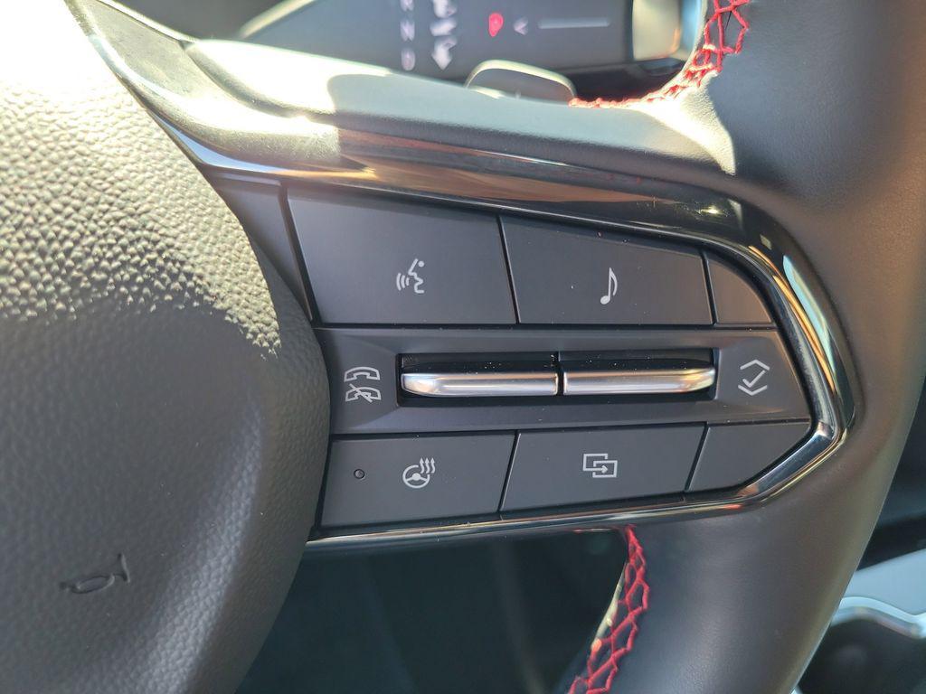 used 2024 Chevrolet Traverse car, priced at $50,888