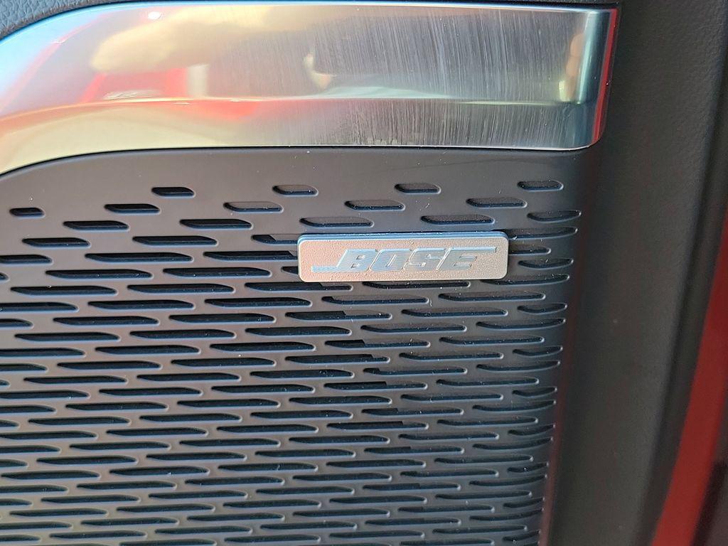 used 2024 Chevrolet Traverse car, priced at $50,888