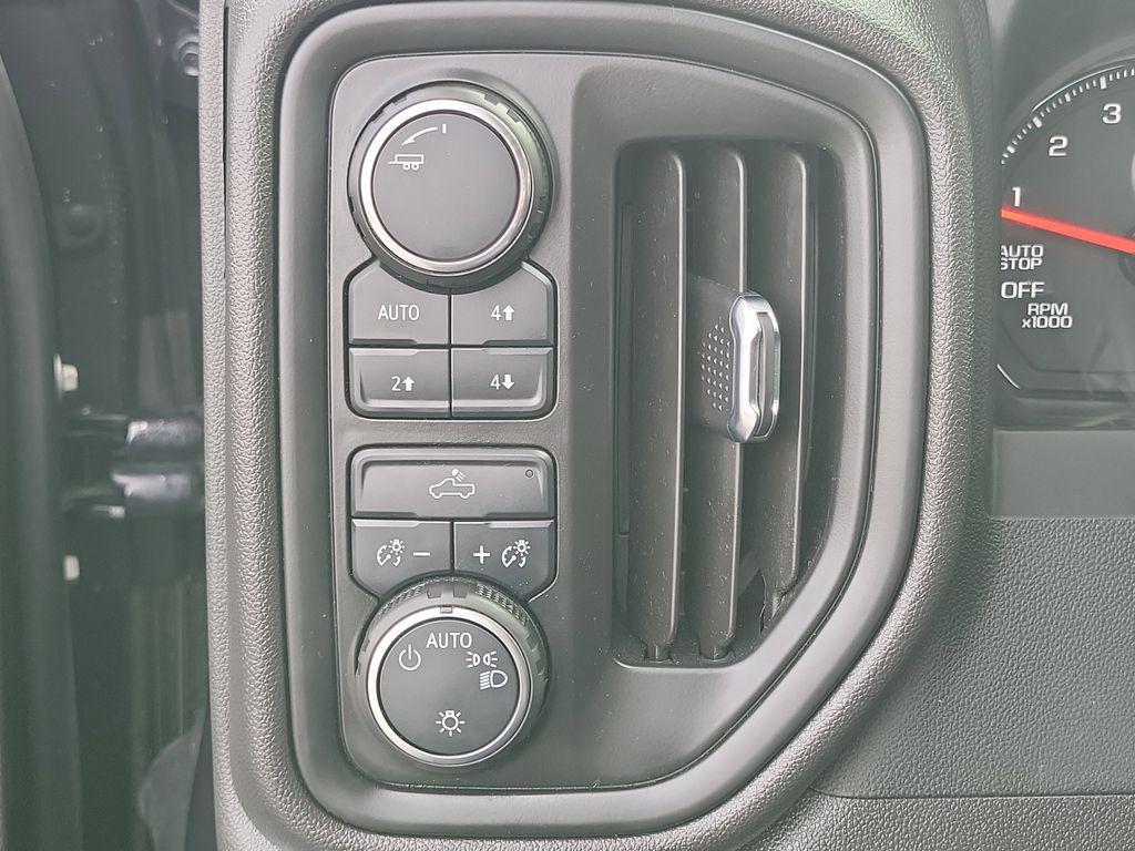 used 2024 Chevrolet Silverado 1500 car, priced at $42,888