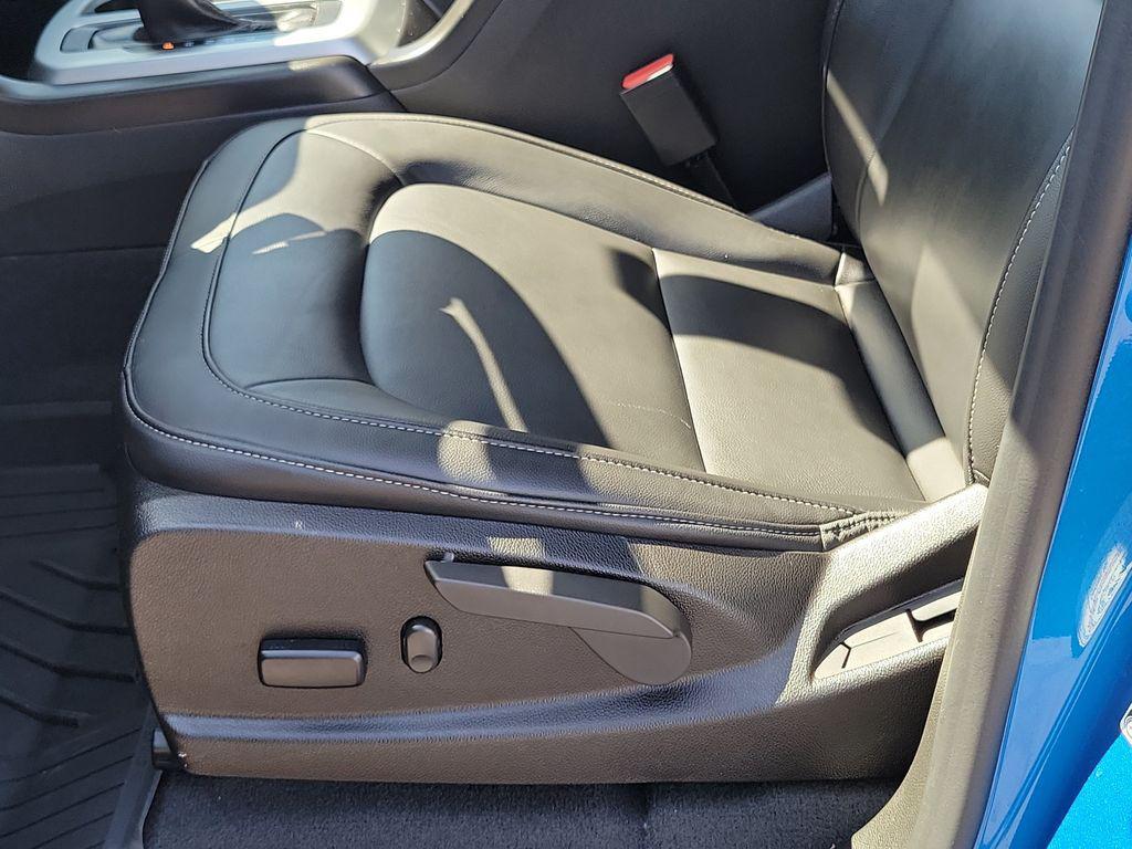 used 2022 Chevrolet Colorado car, priced at $29,995