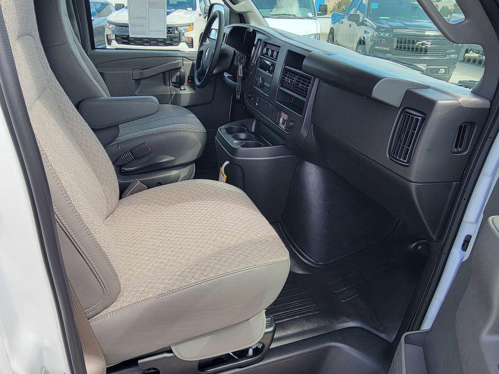 new 2026 Chevrolet Express 3500 car, priced at $52,840