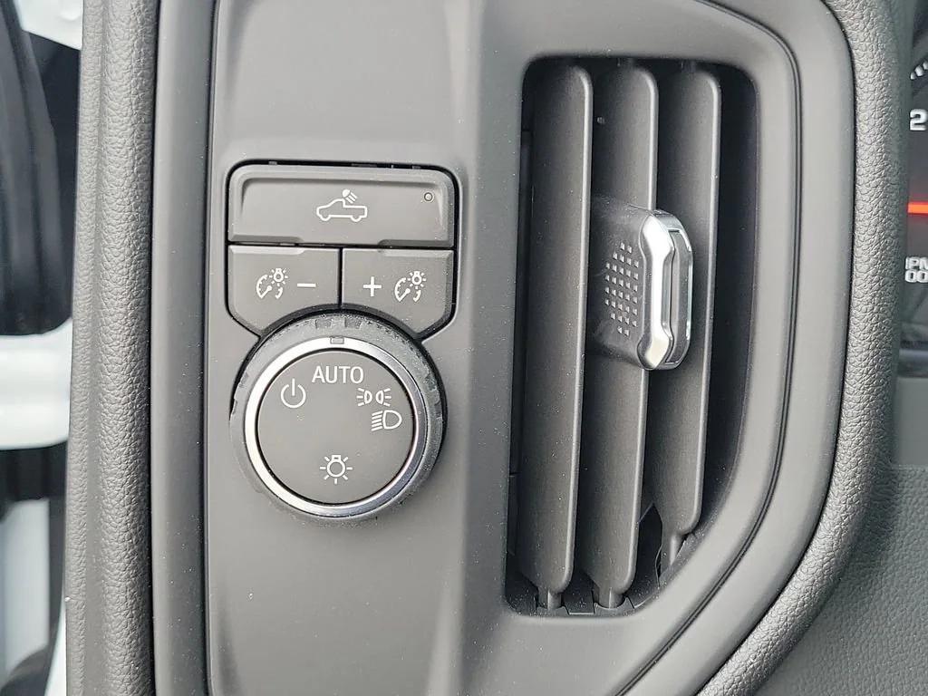 new 2026 Chevrolet Silverado 2500 car, priced at $70,499