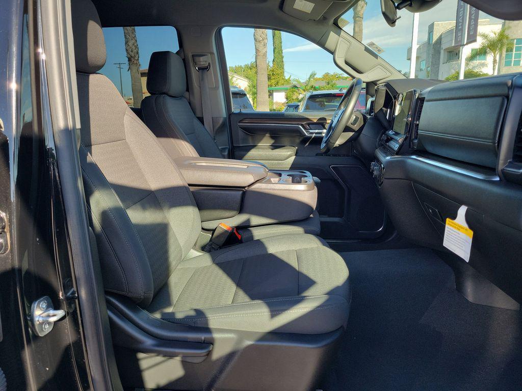 used 2024 Chevrolet Silverado 1500 car, priced at $43,495