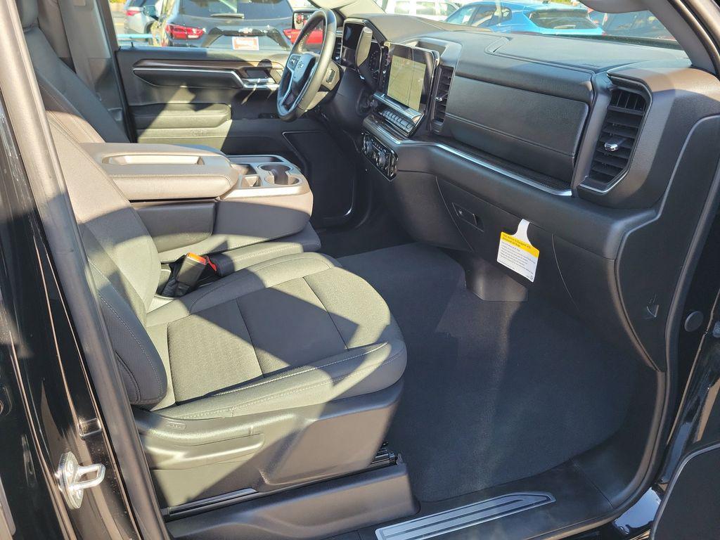 used 2024 Chevrolet Silverado 1500 car, priced at $43,495