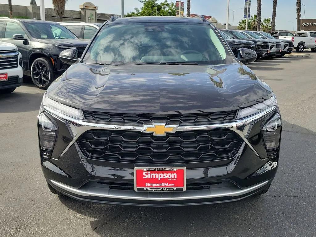 new 2026 Chevrolet Trax car, priced at $25,885