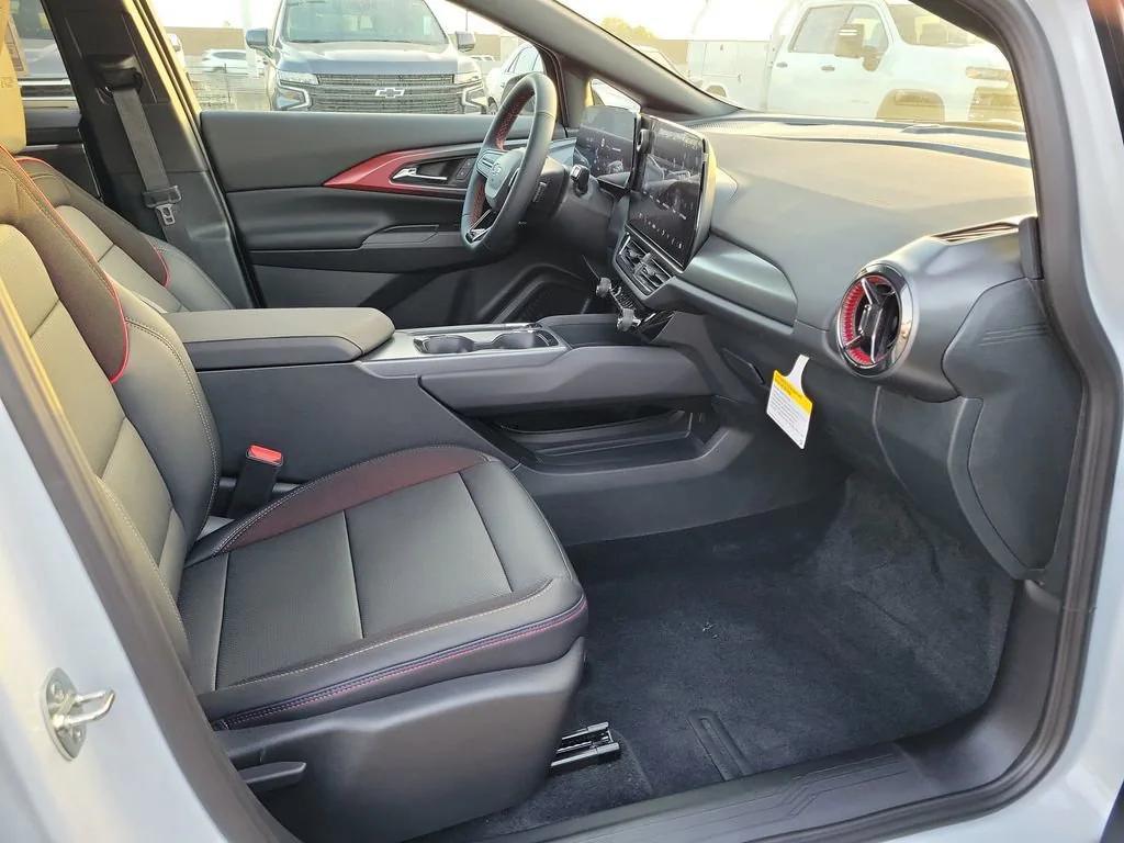 new 2026 Chevrolet Equinox EV car, priced at $39,339