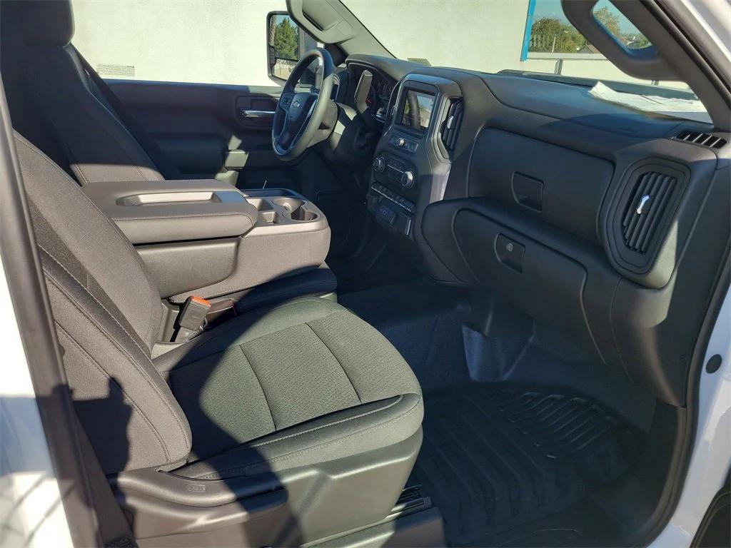 new 2026 Chevrolet Silverado 3500 car, priced at $79,999