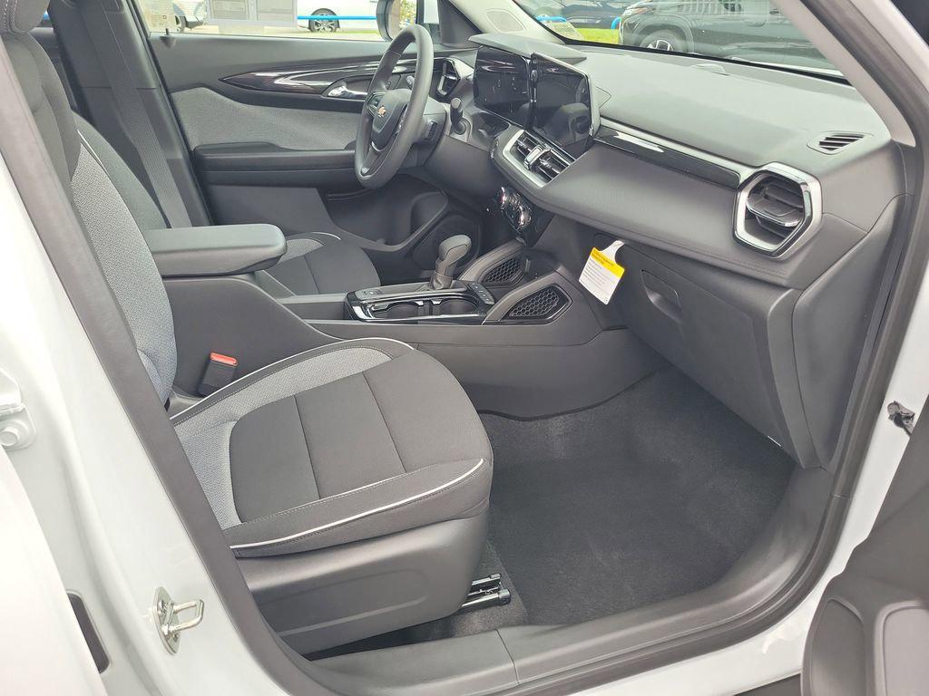 new 2026 Chevrolet TrailBlazer car, priced at $27,280