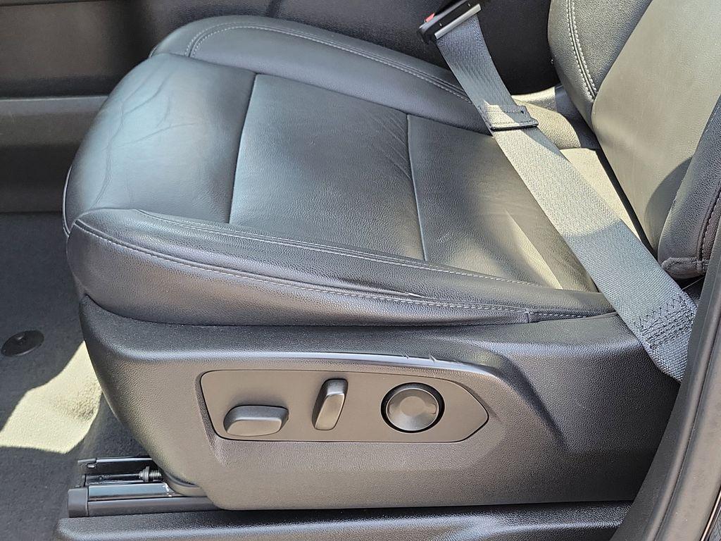 used 2022 Chevrolet Tahoe car, priced at $48,995