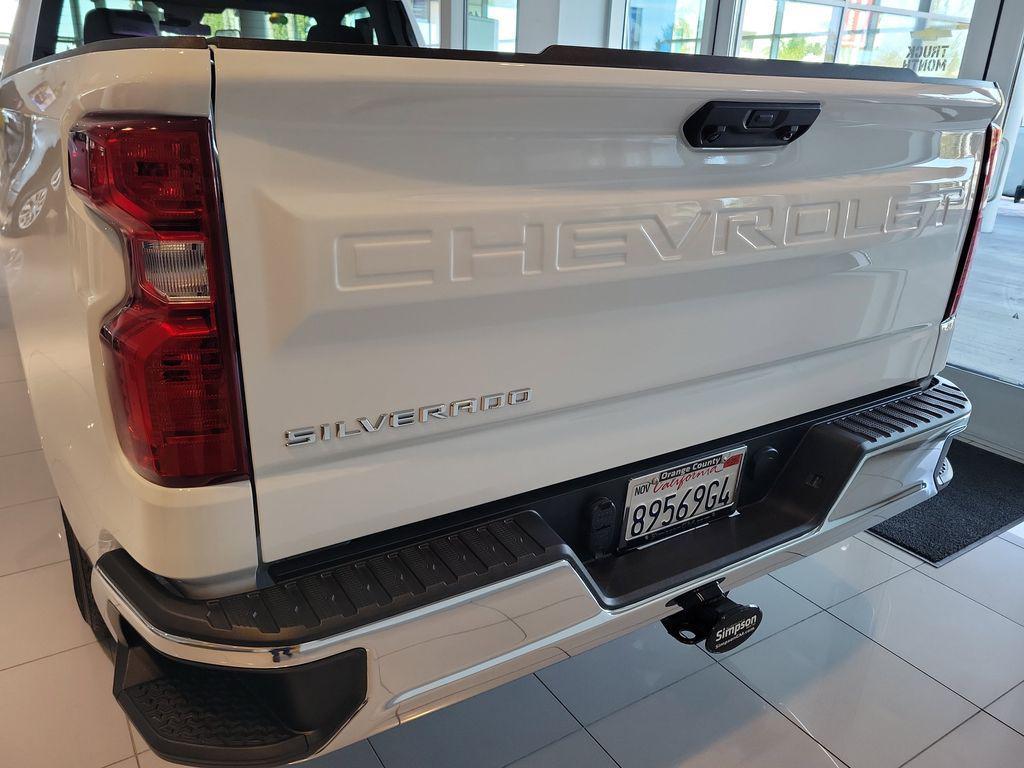 used 2025 Chevrolet Silverado 1500 car, priced at $35,995