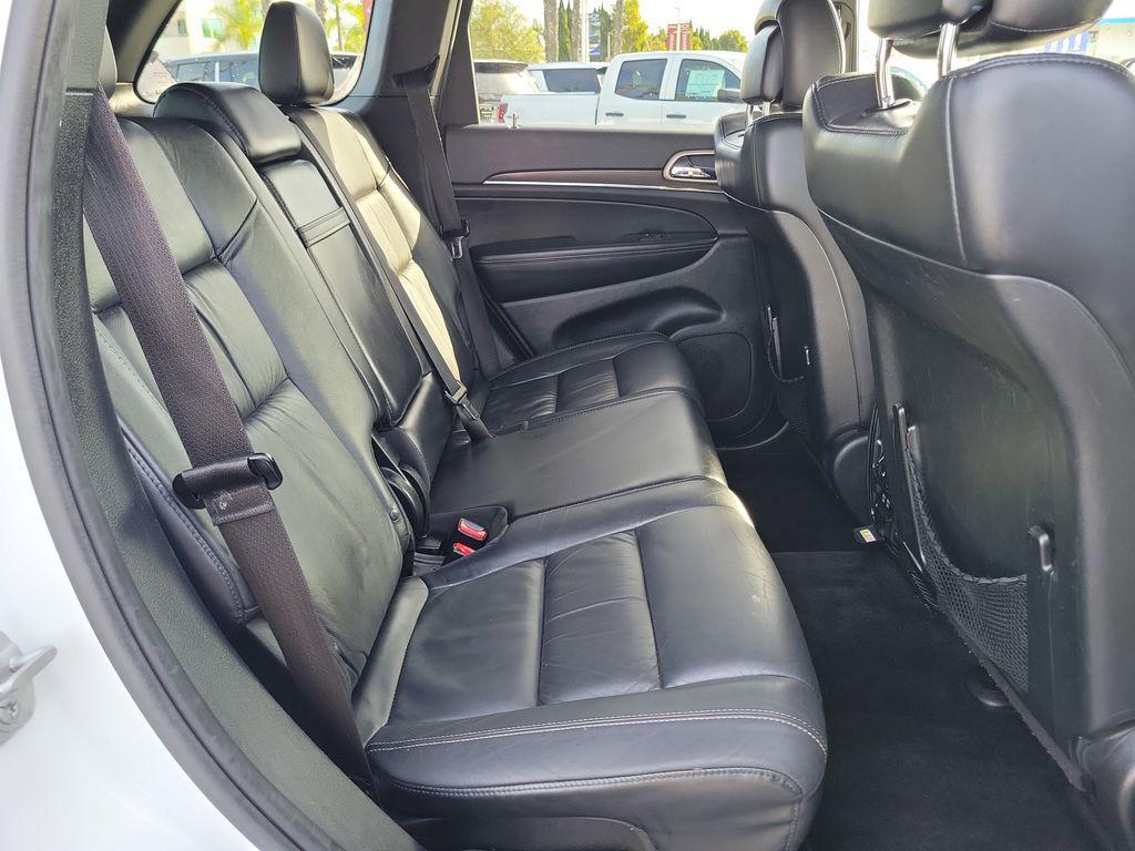 used 2015 Jeep Grand Cherokee car, priced at $11,995