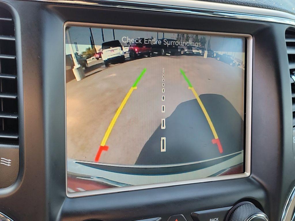 used 2015 Jeep Grand Cherokee car, priced at $11,995