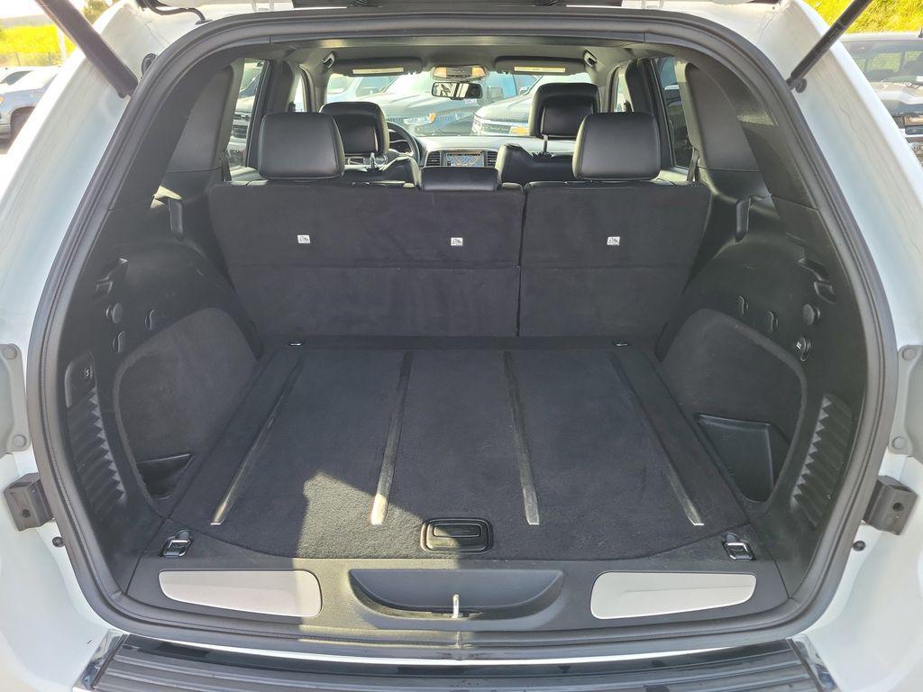 used 2015 Jeep Grand Cherokee car, priced at $11,995