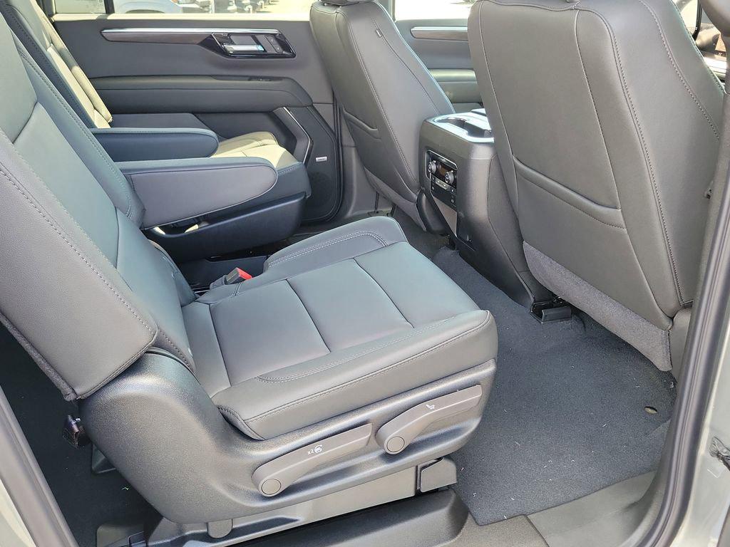 new 2026 Chevrolet Suburban car, priced at $72,080