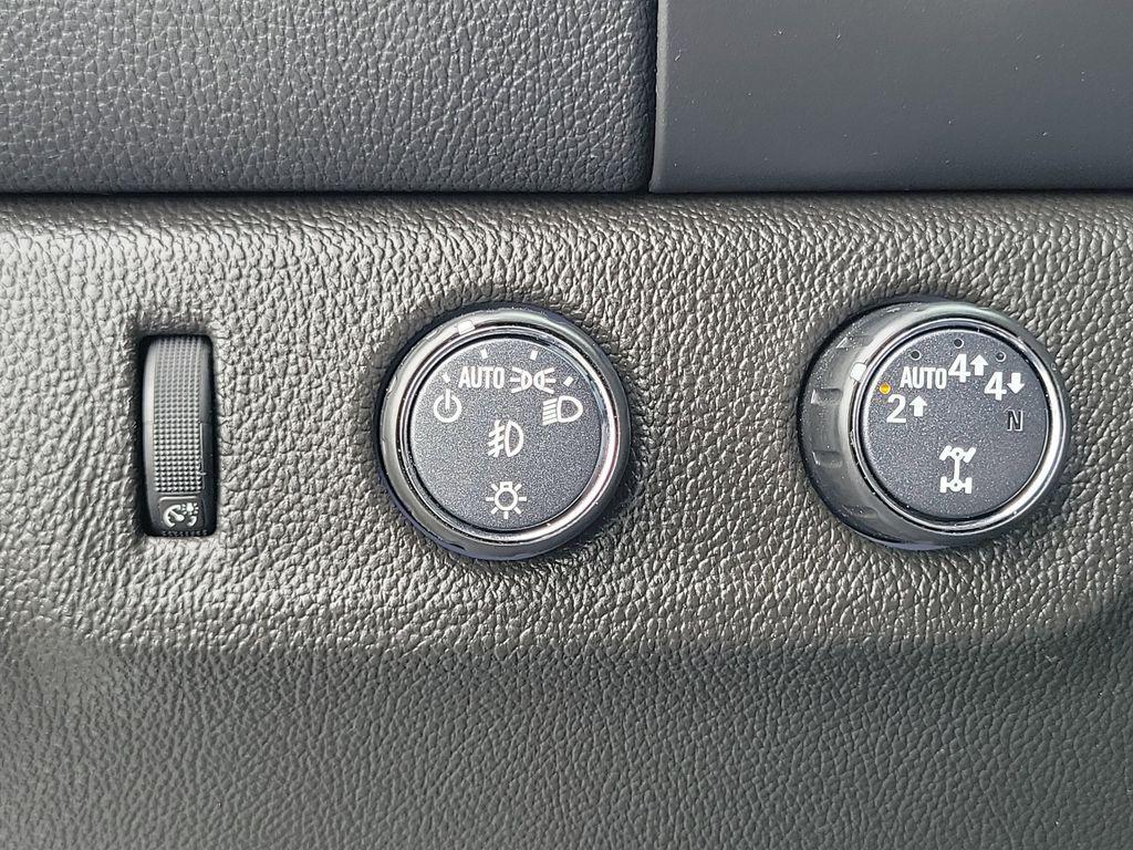 used 2022 Chevrolet Colorado car, priced at $26,995