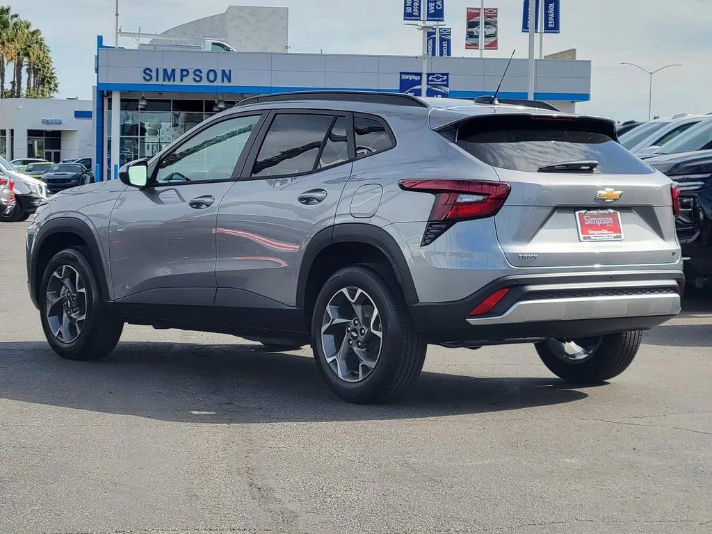 new 2026 Chevrolet Trax car, priced at $25,885