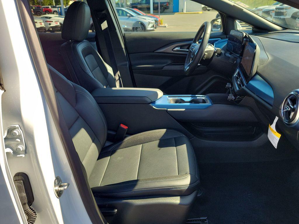 used 2026 Chevrolet Equinox EV car, priced at $29,995