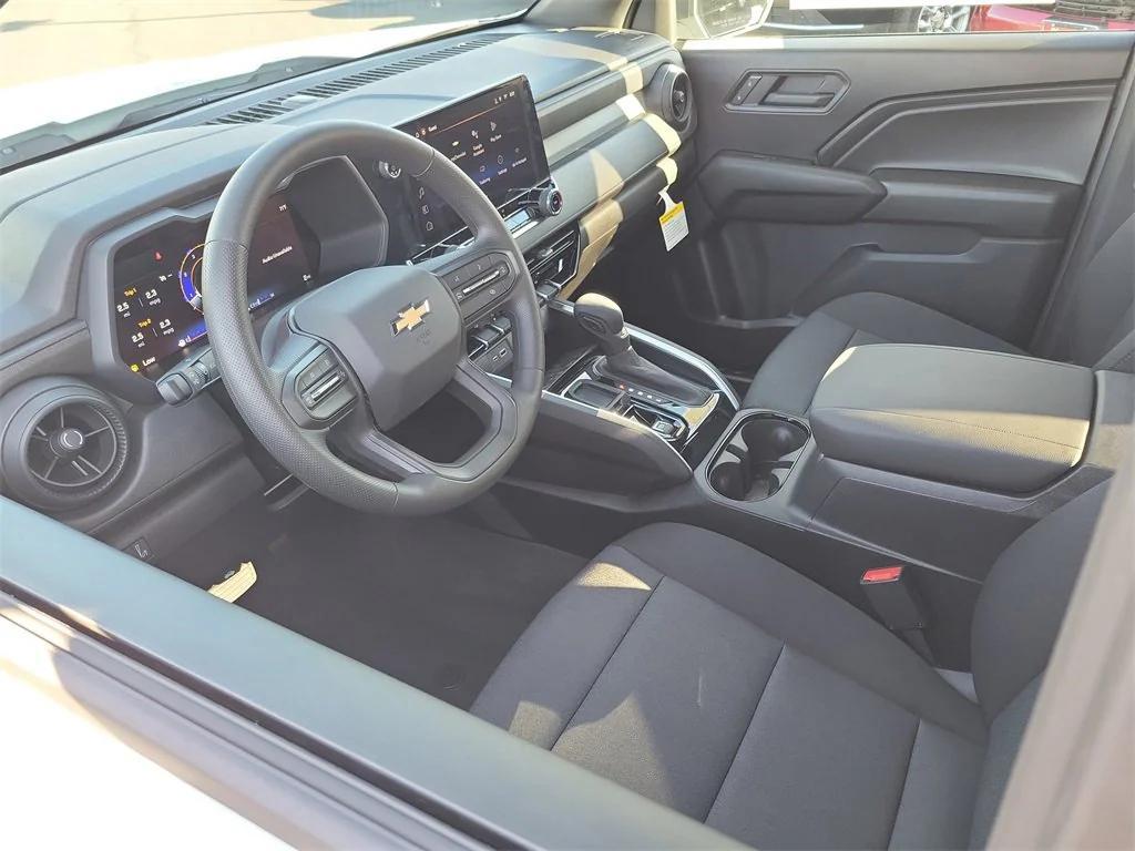 new 2026 Chevrolet Colorado car, priced at $33,745