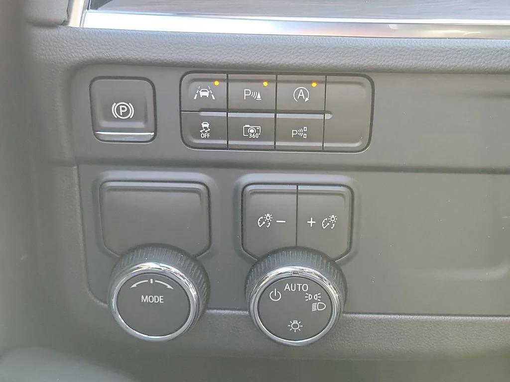 new 2026 Chevrolet Suburban car, priced at $66,495