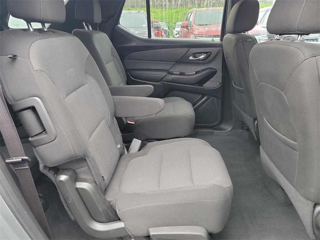 used 2023 Chevrolet Traverse car, priced at $28,995