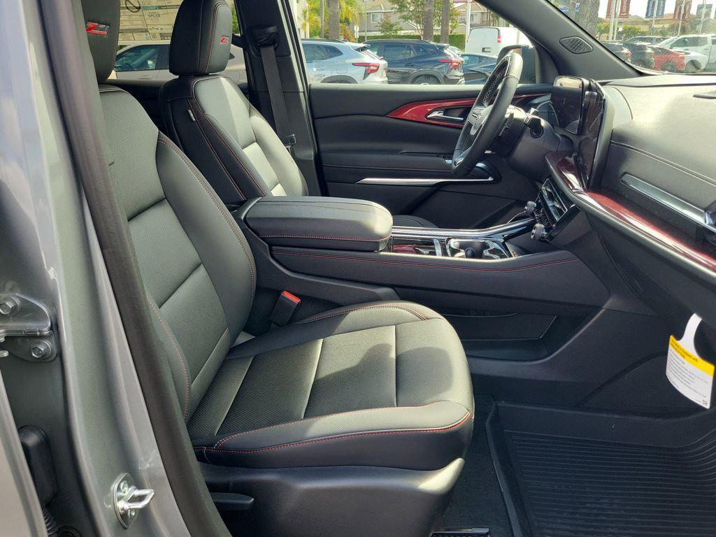 new 2026 Chevrolet Traverse car, priced at $56,575