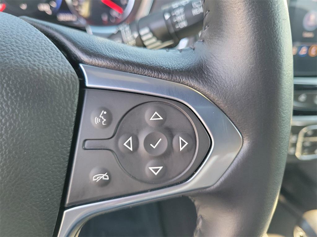 used 2022 Chevrolet Traverse car, priced at $31,275