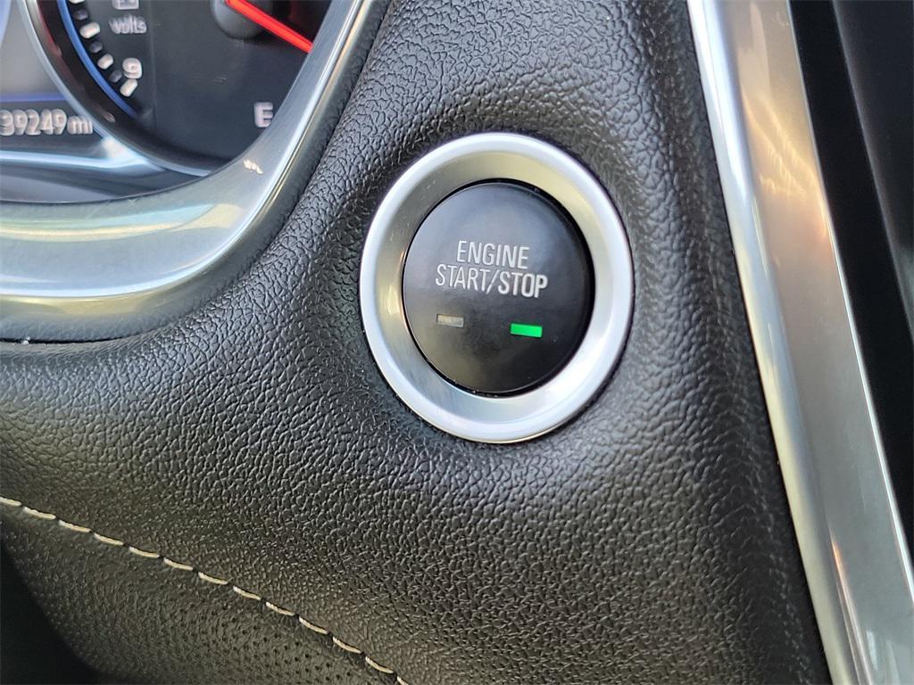 used 2022 Chevrolet Traverse car, priced at $31,275