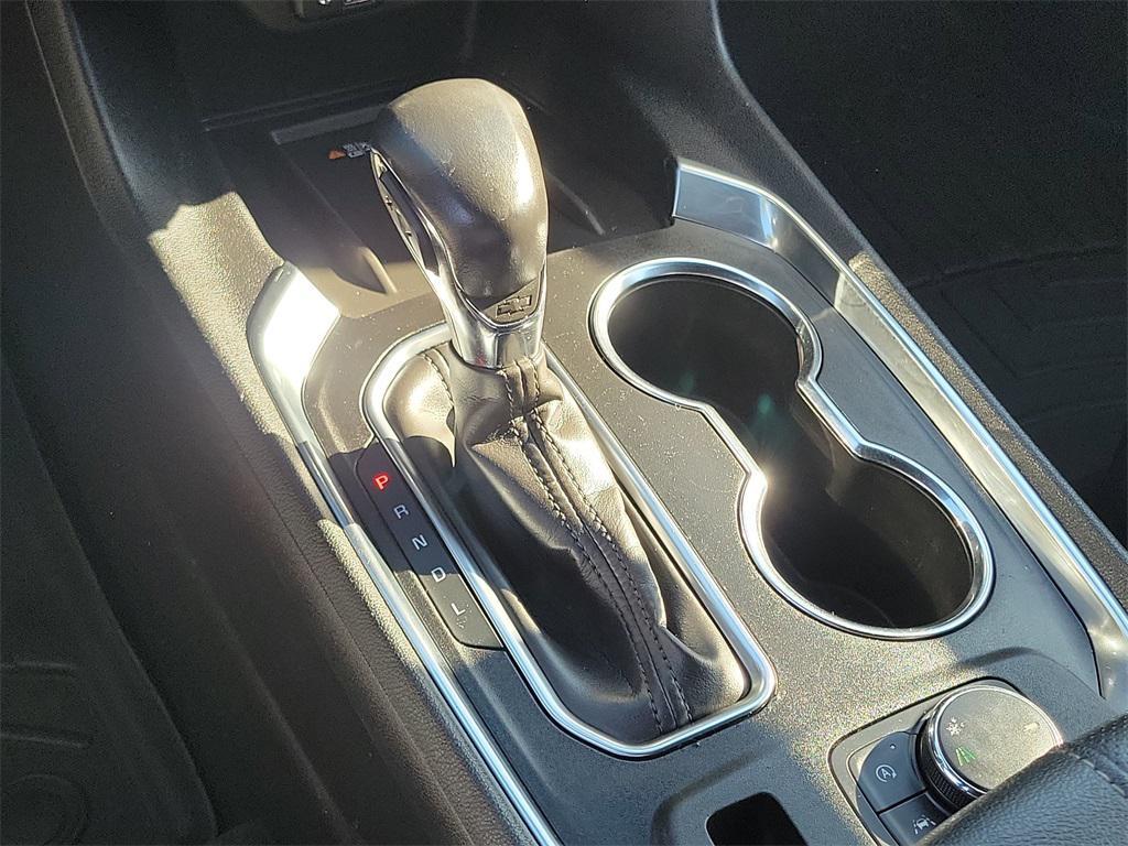 used 2022 Chevrolet Traverse car, priced at $31,275