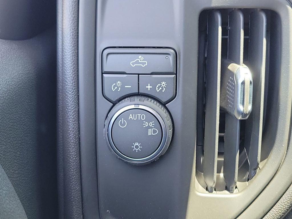 new 2026 Chevrolet Silverado 1500 car, priced at $42,915