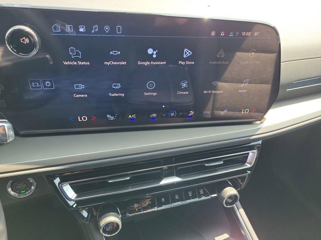 new 2026 Chevrolet Traverse car, priced at $43,820