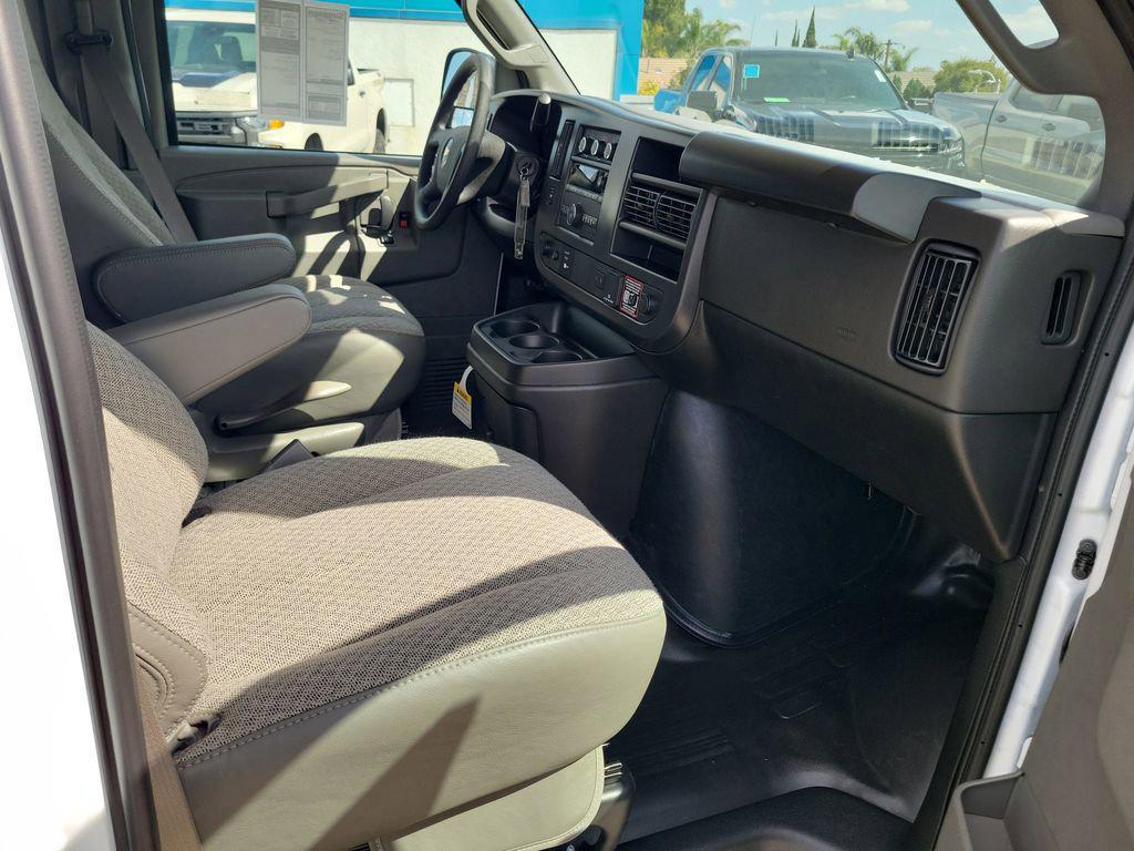 new 2026 Chevrolet Express 3500 car, priced at $52,840