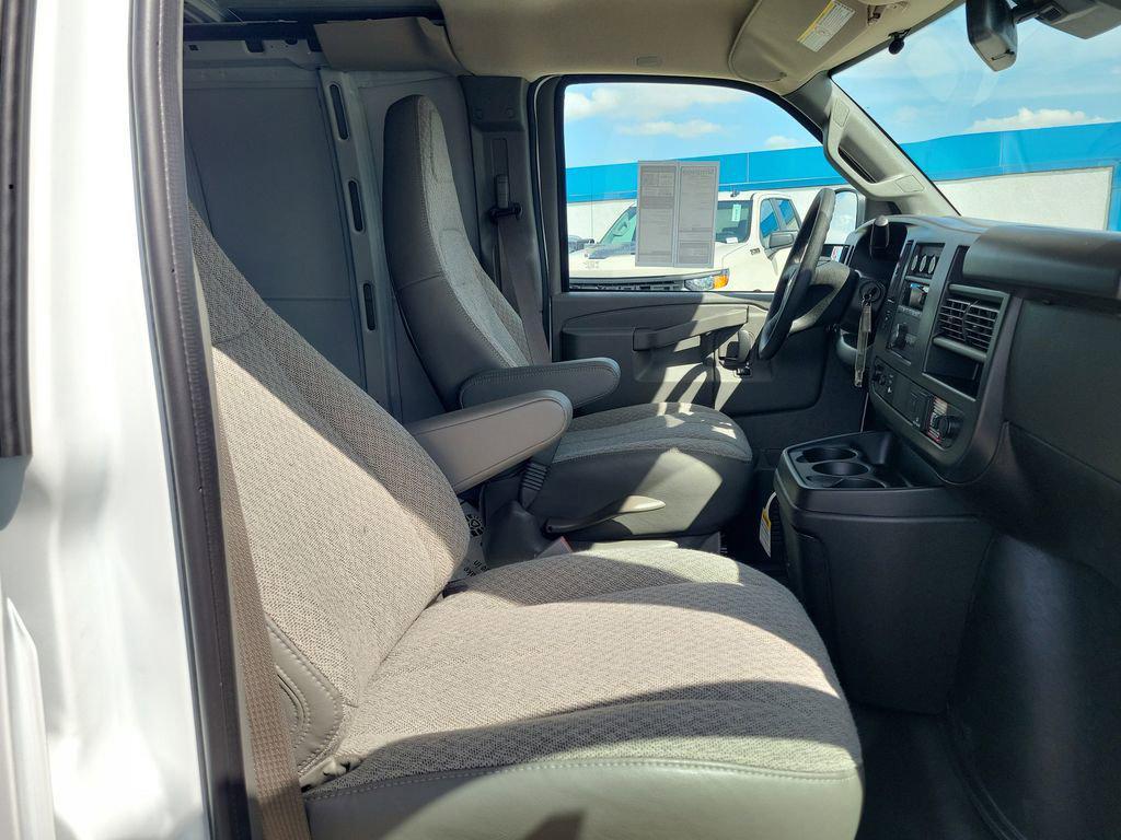 new 2026 Chevrolet Express 3500 car, priced at $52,840