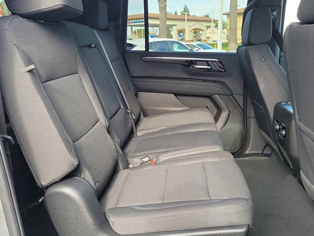 new 2026 Chevrolet Suburban car, priced at $66,620