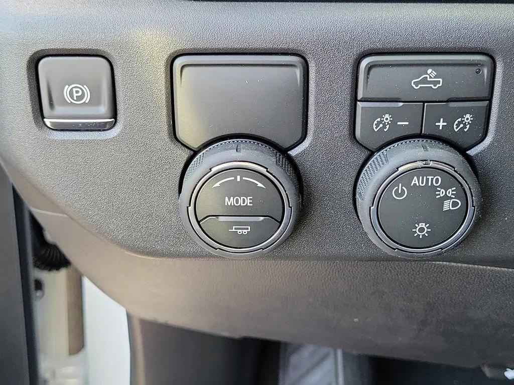 new 2026 Chevrolet Silverado 1500 car, priced at $52,260