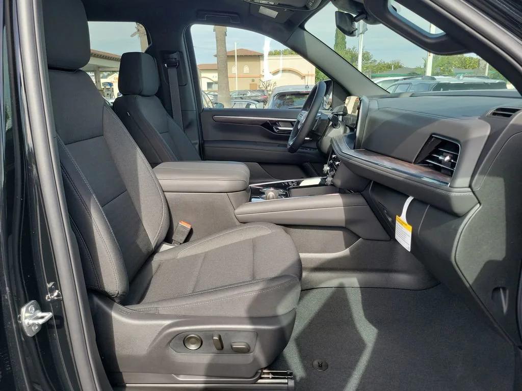 new 2026 Chevrolet Suburban car, priced at $66,620