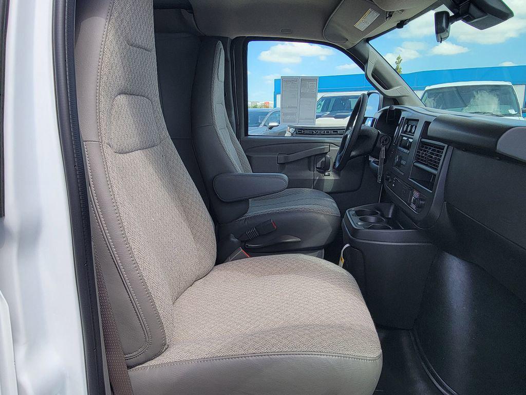 new 2026 Chevrolet Express 3500 car, priced at $52,840