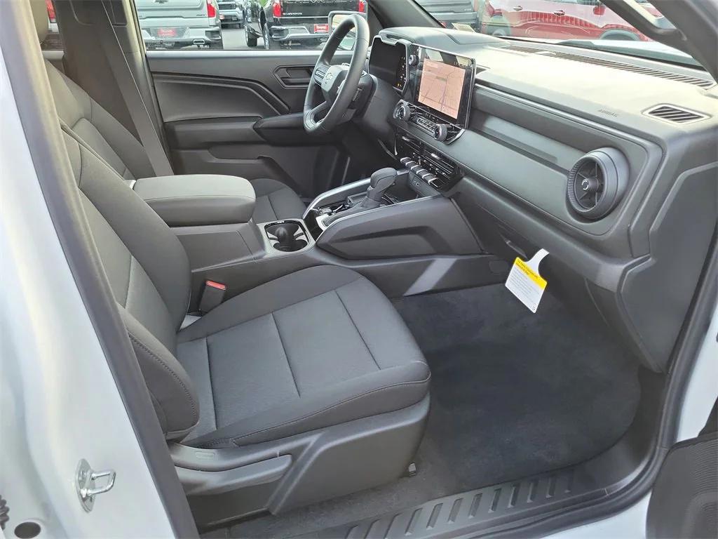 new 2026 Chevrolet Colorado car, priced at $33,745