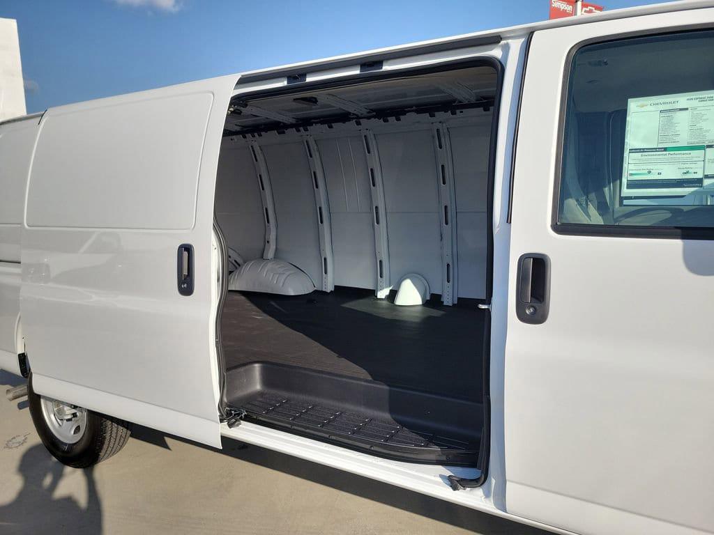 new 2026 Chevrolet Express 3500 car, priced at $52,840