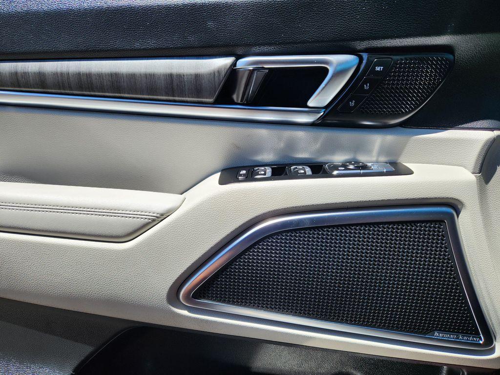 used 2024 Kia Telluride car, priced at $41,993